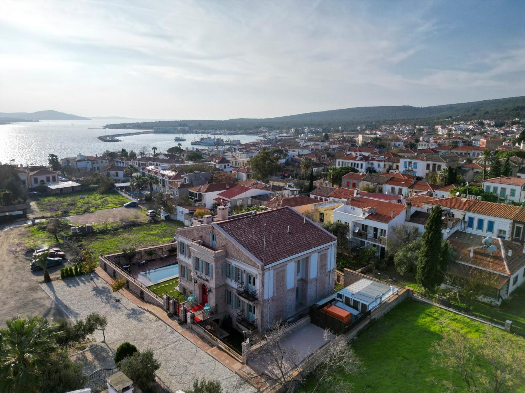 Hotel Naz Su Cunda Exterior foto